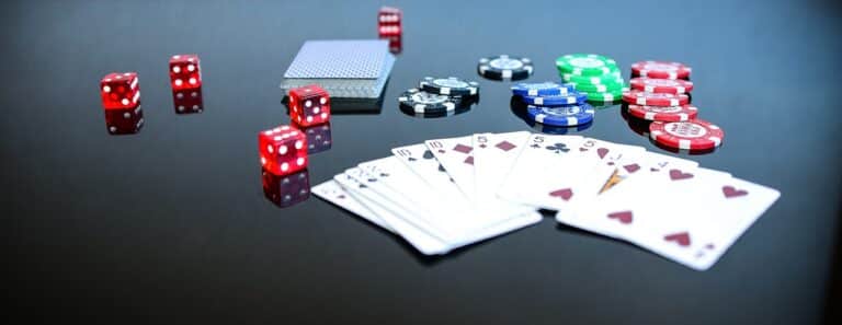 Comment débuter au poker en ligne ?