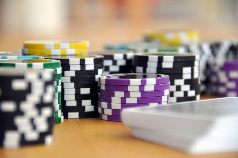 Comment devenir un meilleur joueur de poker ?