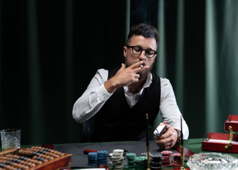 Quels sont les codes vestimentaires à décrypter au poker ?